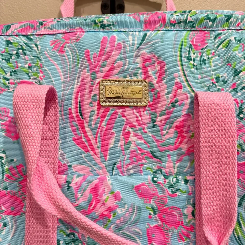 NWT Lilly Pulitzer Insulated Backpack Cooler in Pink Blue Floral